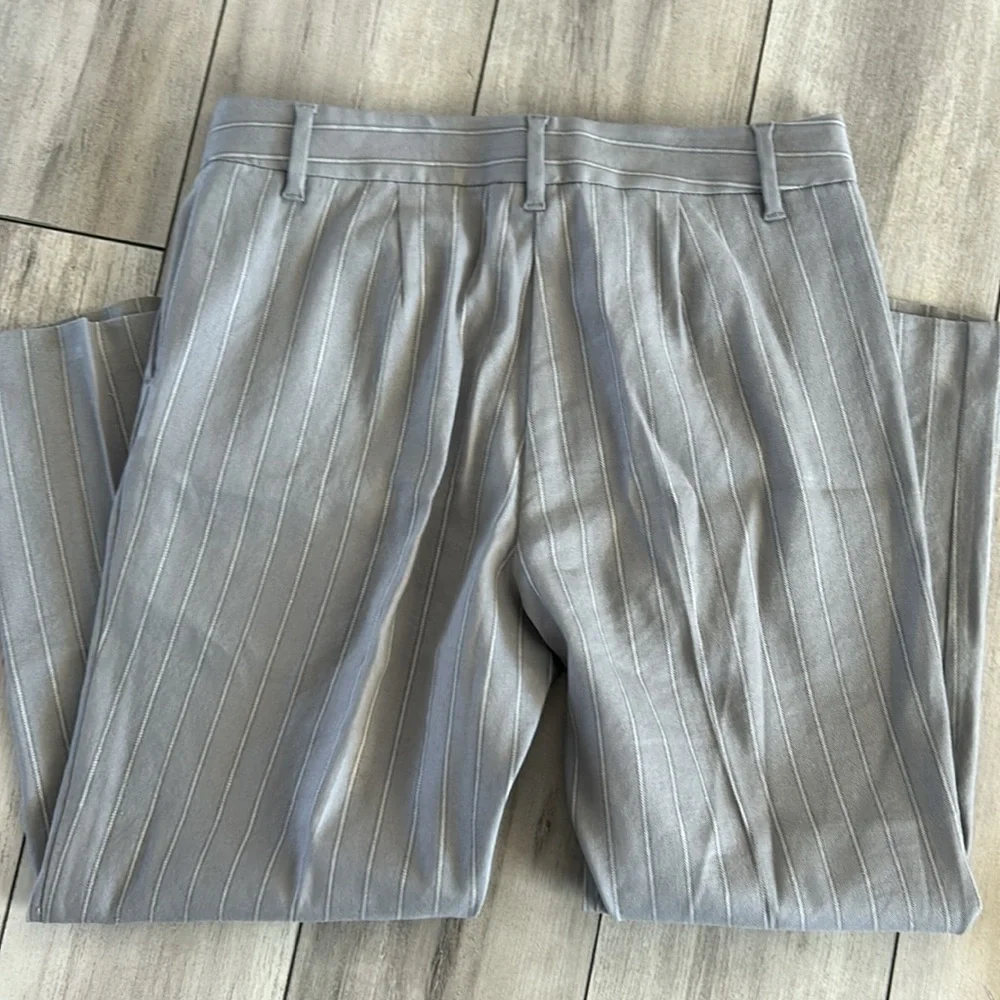 J. Jill Linen stretch size 6 pinstripe ankle pants